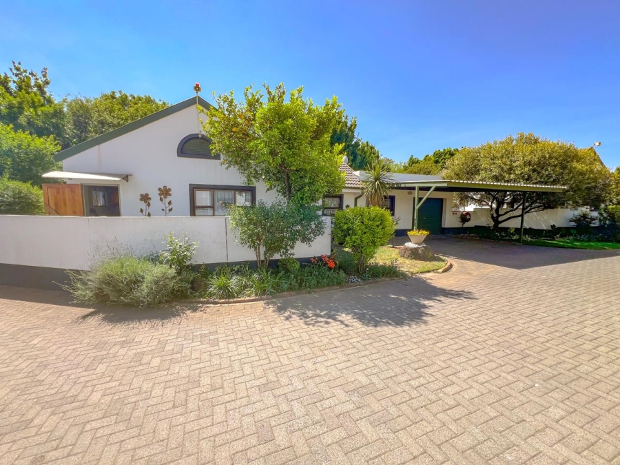 3 Bedroom Property for Sale in Vaalpark Free State